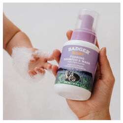 Badger Organik Bebek Gece Köpük Saç ve Vücut Şampuanı 296 ml - Thumbnail
