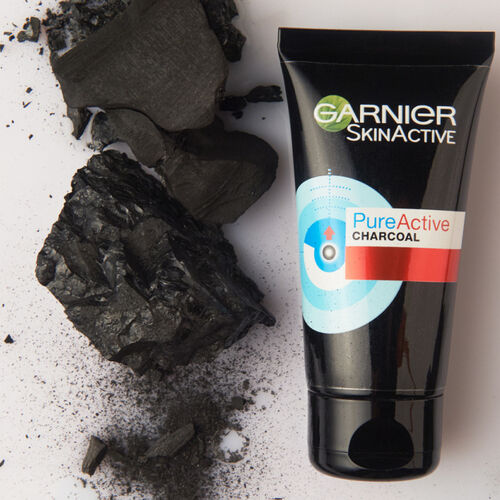 Garnier Saf ve Temiz Kömürlü Siyah Nokta Karşıtı Soyulabilen Siyah Maske 50 ml