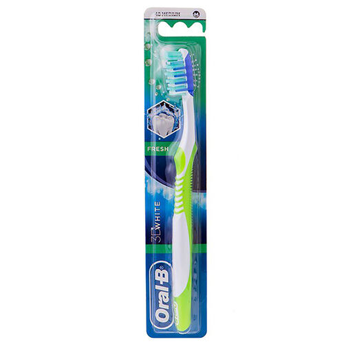 Oral-B 3D White Advantage 3D Fresh 40 Medium Diş Fırçası