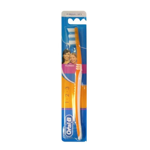 Oral-B Classic 1.2.3 Diş Fırçası 40 Orta