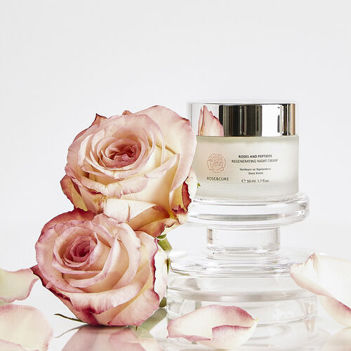 RoseAndCure Roses And Peptides Gece Kremi 50 ml