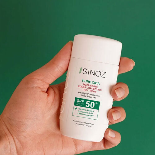 Sinoz Pure Cica SPF50+ Ton Eşitleyici Sıvı Yüz Güneş Kremi 50 ml