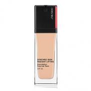 Shiseido - Shiseido Synchro Skin Radiant Lifting SPF 30 Foundation 30 ml - 150 Lace