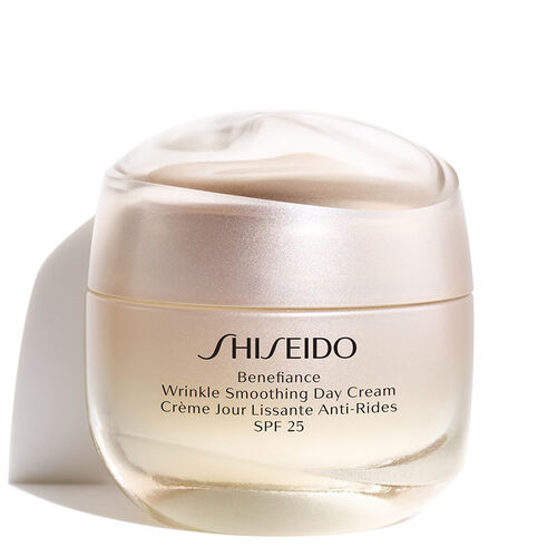 Shiseido - Shiseido Benefiance Wrinkle Smoothing Day Cream Nemlendirici 50 ml
